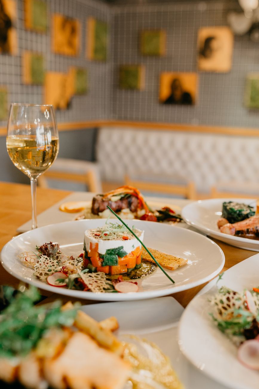 Gastronomy wine guides